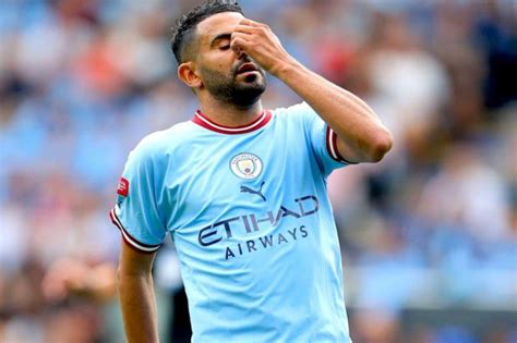 Les Choses Ne S Arrangent Pas Pour Riyad Mahrez Avec Manchester City