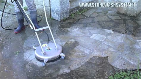 Stone Wash System - Intervento di pulizia di un vecchio pavimento in ...