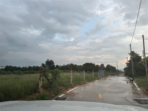Large Plot Of Land For Sale Thung Klom Tan In Bang Lamung District