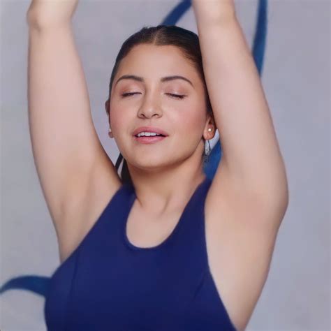 Anushka Sharma Rbollyarm