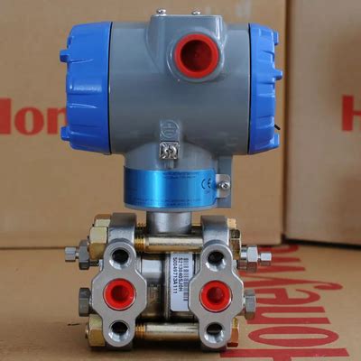 Two Wire Differential Pressure Transmitter Honeywell Smart Line ST700