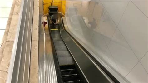 Child gets foot stuck in escalator at Macy's - ABC13 Houston