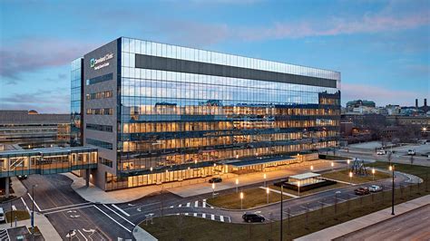 Taussig Cancer Center Cleveland Clinic