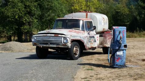 1966 International Harvester 1 Ton Dually Gas Pump IH Rat Rod Mobil Gas