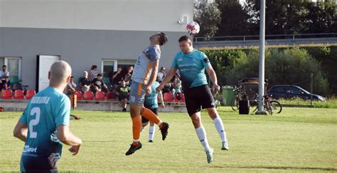 Klasa B Rzeszów Rudnianka Rudna Wielka wygrywa derby z Rudzikiem Rudna