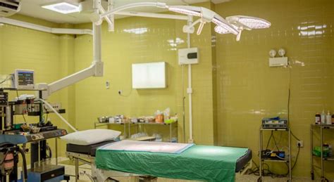 Operating Theatre - Delmon Hospital | Services