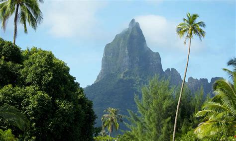 Moorea Hiking The Pass Of The Three Pines