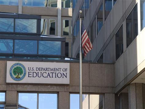Us Universities Given Two Week Ultimatum By Department Of Education