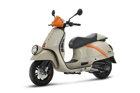 Tampil Sporty Pakai Basis Gts Terbaru Vespa Gtv Resmi Meluncur