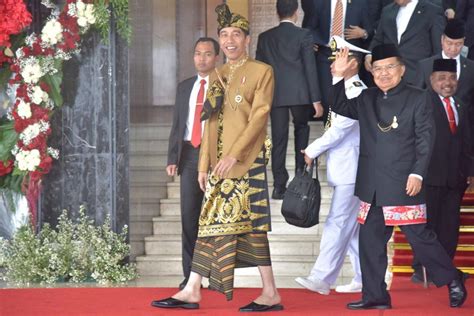 5 Potret Baju Adat Yang Dipakai Jokowi Di Sidang Tahunan Mpr Dari Masa