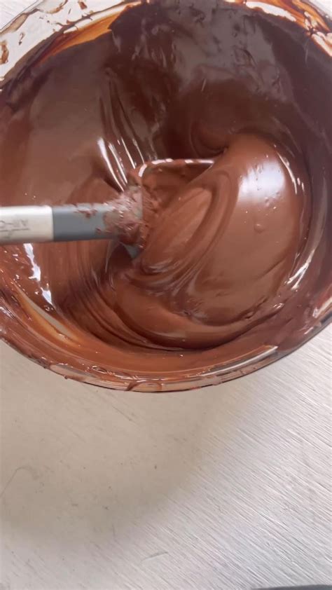 The Trick To Melting Chocolate | Baking, Easy baking recipes desserts, Baking recipes