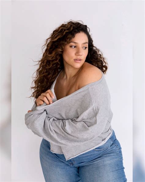 Pin on curvy & plus size