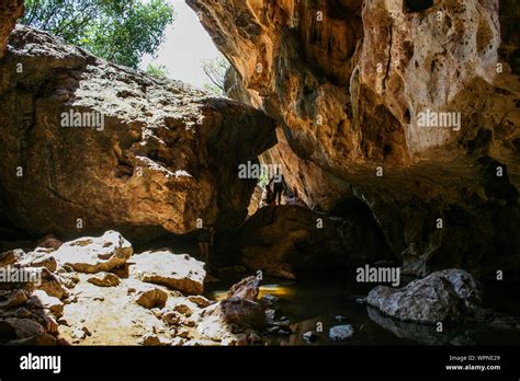 Tunnel Creek National Park Western Australia Stock Photo Alamy