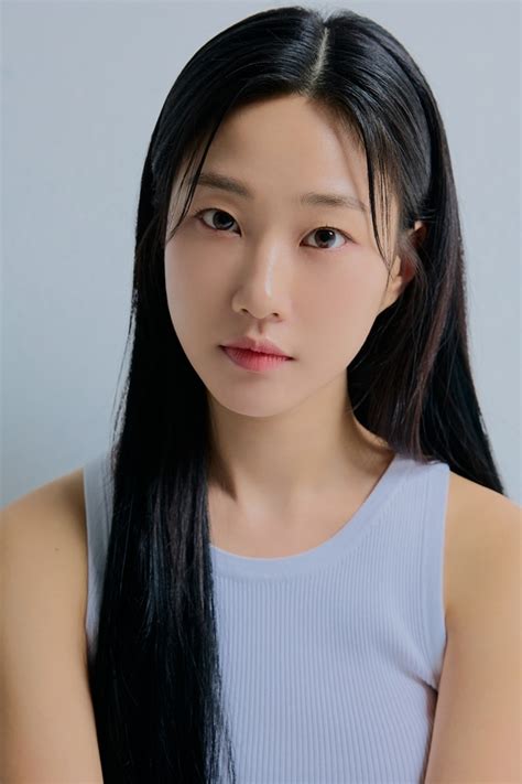 Ha Yoon Kyung AsianWiki