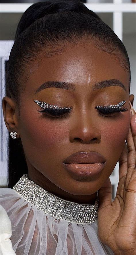 35 Cool Makeup Looks Thatll Blow Your Mind Diamond Eye Makeup Look Bruiloft