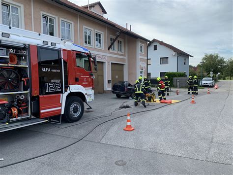 Technische Hilfeleistung Und Brandbek Mpfung Freiwillige Feuerwehr