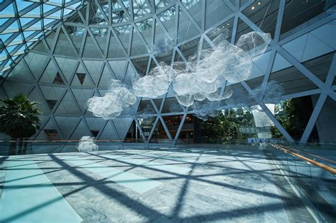 Crystal Cloud Installation 2019 Jewel Changi Airport Qs