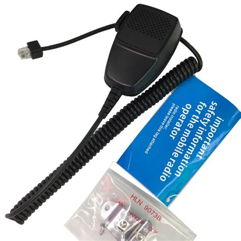 Hot Sale Black 8 Pin Handheld Shoulder PTT Speaker MIC For Motorola