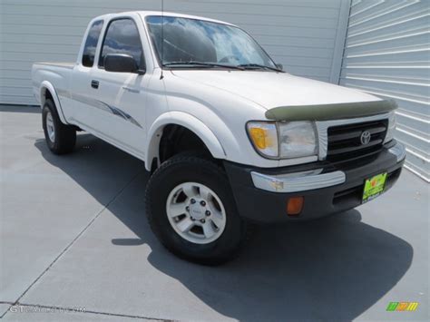 Natural White Toyota Tacoma Prerunner V Extended Cab