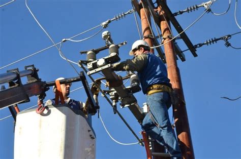 Usuarios Reportan Corte De Luz En Varias Comunas De Santiago — Radio