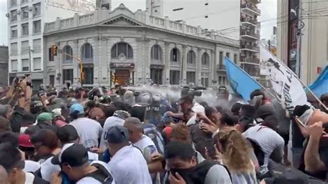 Provocación De Las Fuerzas Represivas Puente Saavedra Y Puente