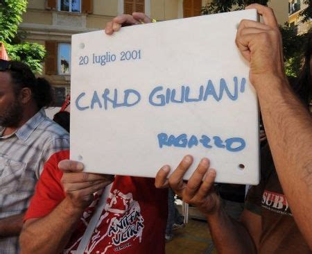 A Te Che Oggi Hai 15 Anni Racconto Chi Era Carlo Giuliani