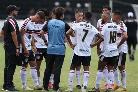 Sem reapresentação Santa Cruz define futuro dos jogadores de forma