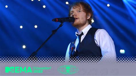 Ed Sheeran Thinking Out Loud Live Mtv Ema 2014 Youtube Music