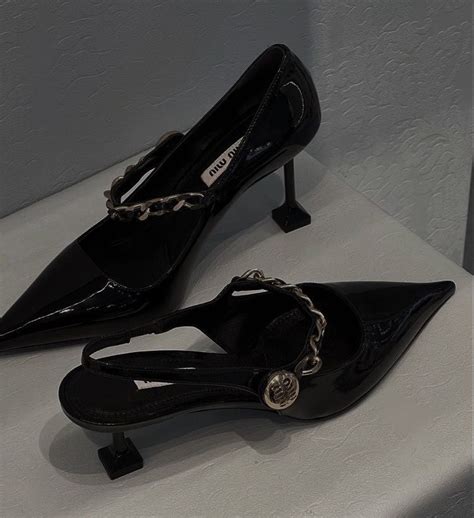 Pin on a c c e s s o r y | High shoes, Shoes, Heels