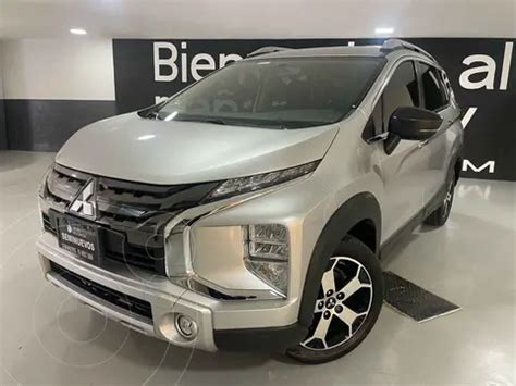 Mitsubishi Xpander 1 5L Cross Usado 2023 Color Plata Precio 349 000