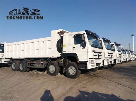 Sinotruk HOWO New LHD RHD 8X4 371HP 50Tons 12 Wheels Heavy Duty Dump