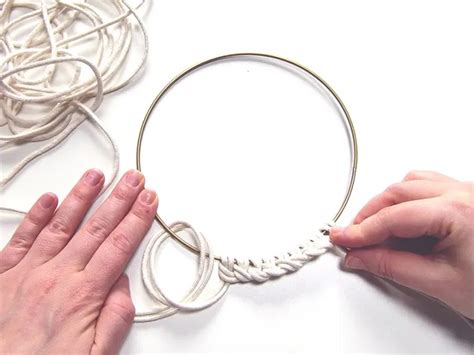 Et si on parlait macramé Variations nouées autour du cercle DIY