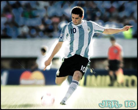 Roman Riquelme Argentina - Juan Roman Riquelme A True Icon Retires From ...