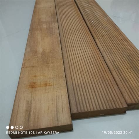 Jual Lantai Kayu Pinggir Kolam Taman Decking Kumea Ulin Sulawesi