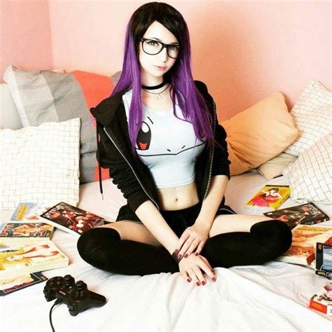 Purple Pink Sitting Black Hair Porn Pic