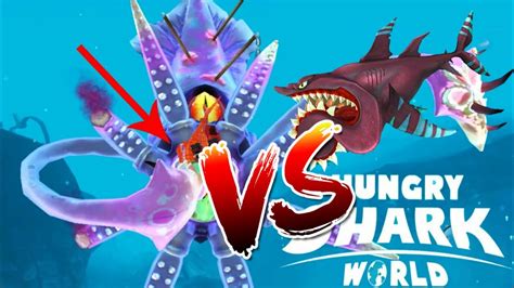 Buzz Vs Giant Boss Squid New Shark Hungry Shark World Youtube