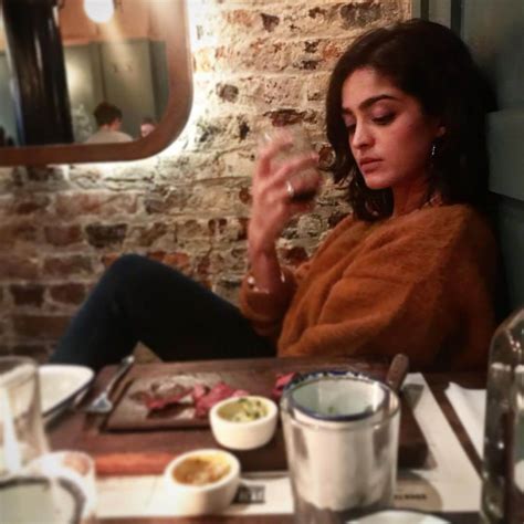 Hot Mandeep Dhillon Photos Will Make Your Day Better ThBlog