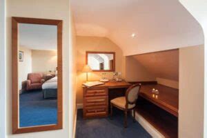 Hotels in Blarney | Blarney Castle Hotel - family run traditional hotel