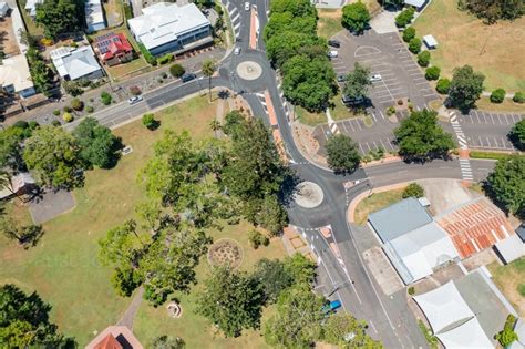 image  aerial view  roads  roundabouts   park