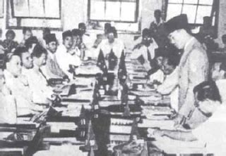 Hasil Sidang PPKI 18 Agustus 1945 - Adhitya Nugraha Novianta