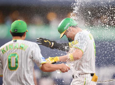 阪神 今季最長5時間16分の劇的サヨナラ！夏のロード球団最長9連勝 延長12回佐藤輝が自身初の劇打― スポニチ Sponichi Annex 野球