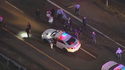 Police Chase Philadelphia Officers Chase Carjacking Suspect Into South