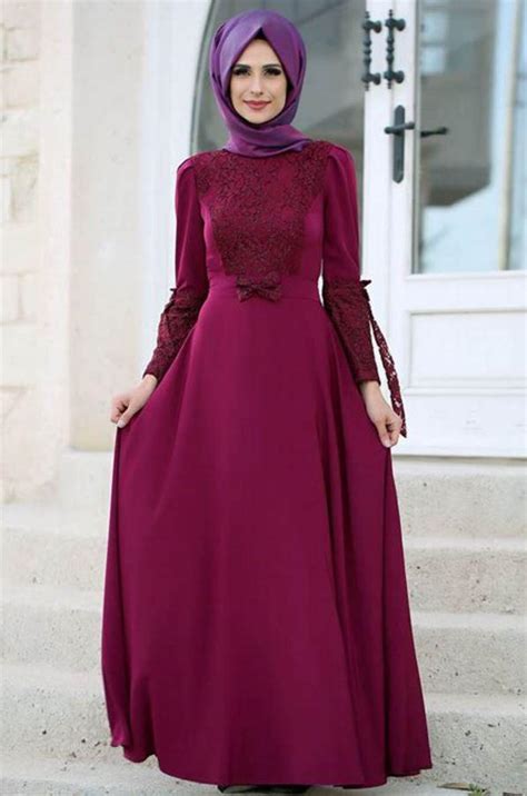 Jilbab Yang Cocok Untuk Baju Maroon