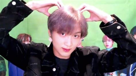 On Twitter Haechan S Bear Ears