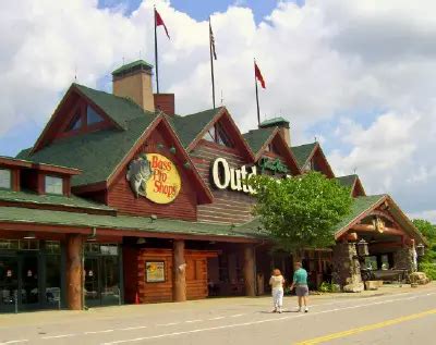 Fun Things To Do At Bass Pro Outdoor World Brentwood Tn Guide