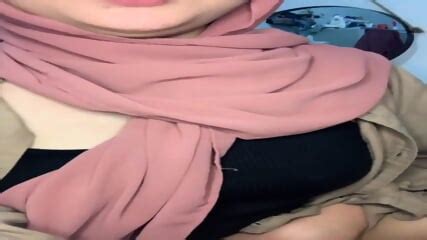 Cantik Porn Movies On Stocking Tease