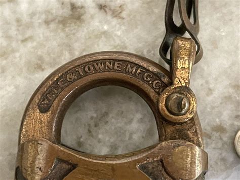 Vintage Yale Towne Mfg Co Brass Lock Padlock W Key Stamford Conn