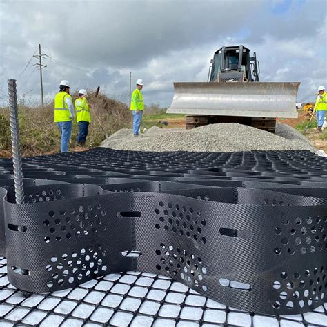 Heavy Duty Gravel Ground Permeable Pavers For Geo Wall Grid Slope