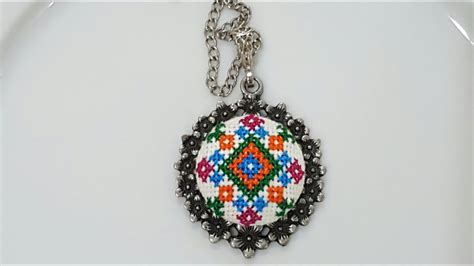 Etamin kolye yapımı 12 Cross stitch necklace YouTube