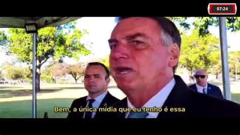 BOLSONARO RECLAMA POR SER ASSOCIADO A APOIADOR QUE MATOU PETISTA EM FOZ